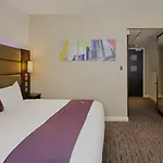 Modern En-Suite Near Canary Wharf Metro Line