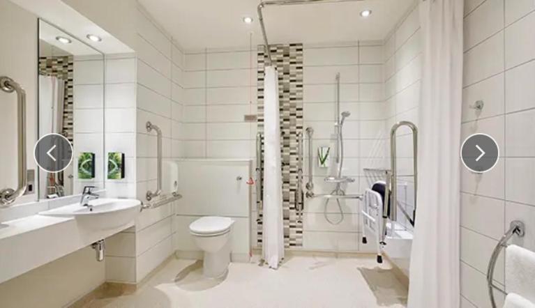 Modern En-suite Near Canary Wharf Metro Line Hotel *